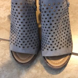 Ankle boots